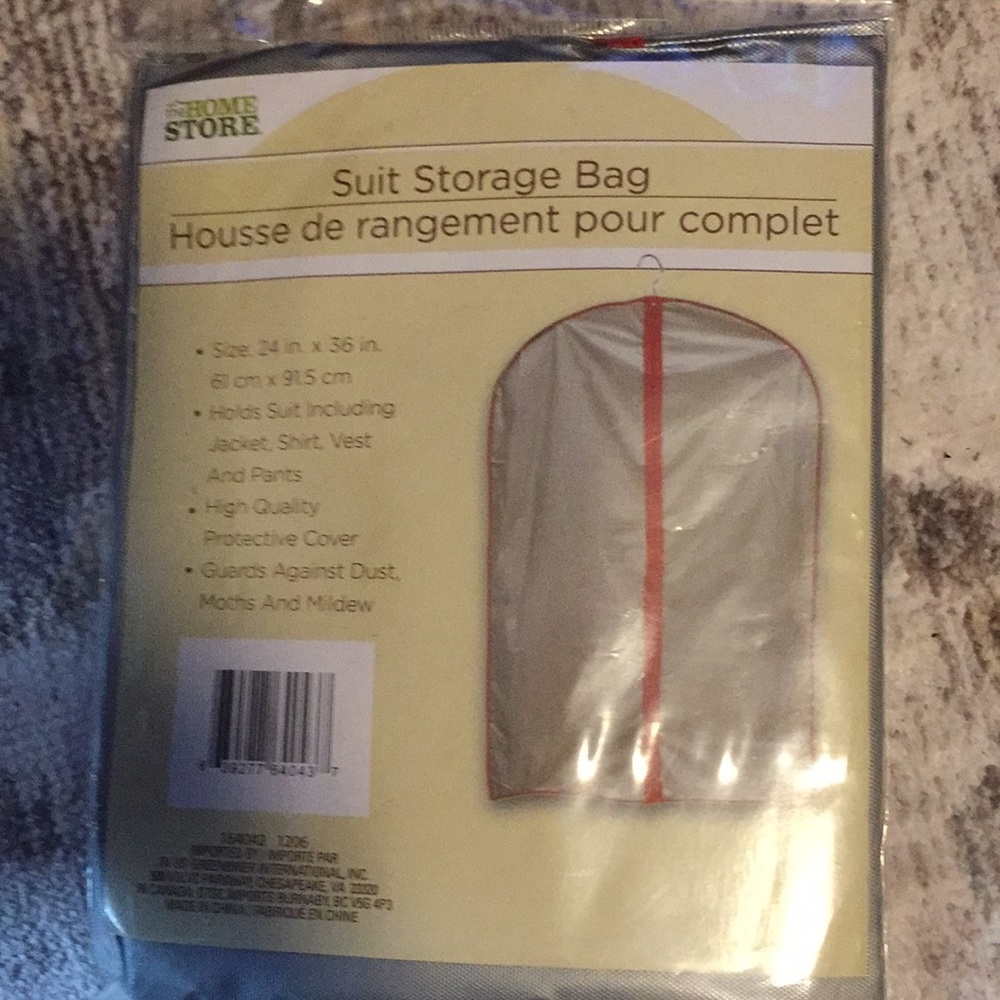 Suit storage bag